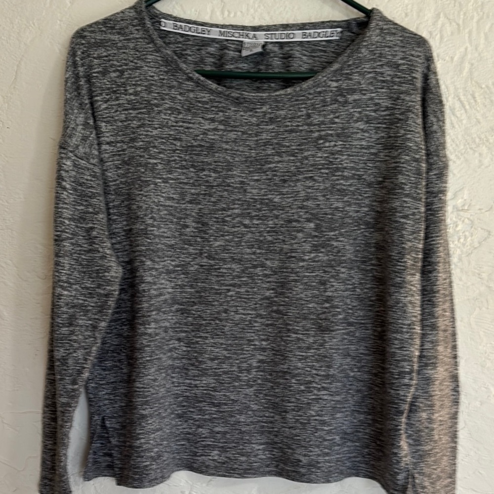 Badgley Mischka Gray Long Sleeve Tee
